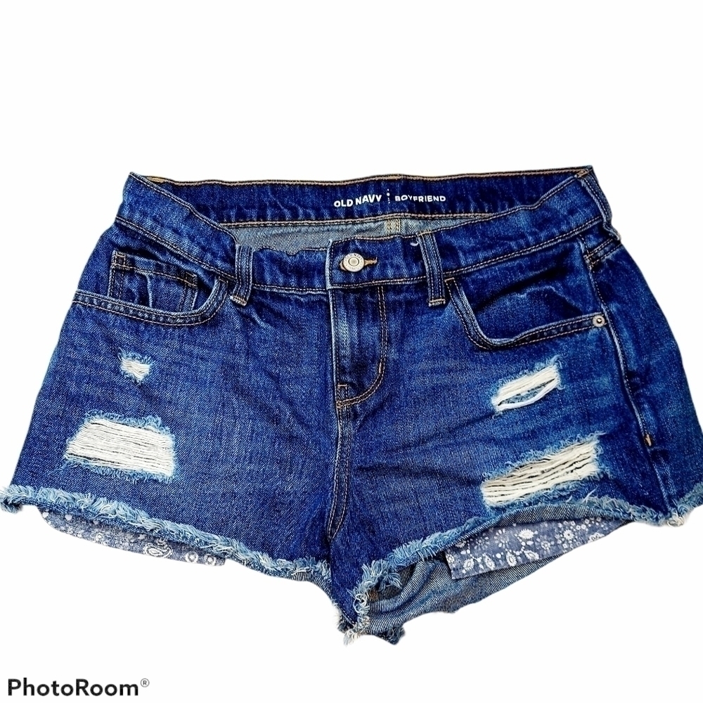 Old Navy Boyfriend Jean Shorts Size 2 Distressed
